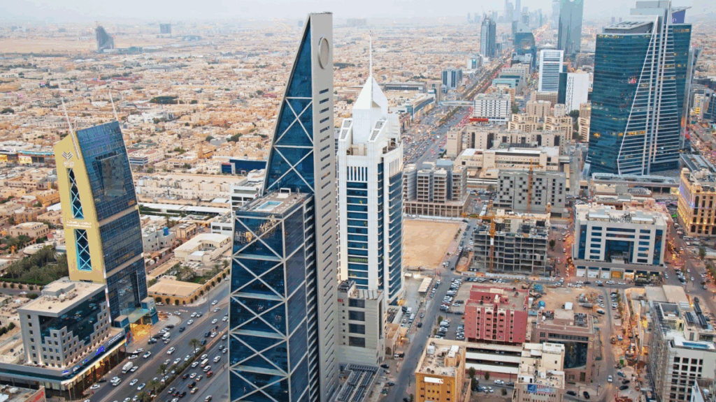 مركز الأمير سلطان للدراسات والبحوث الدفاعية يطرح وظائف جديدة 2025